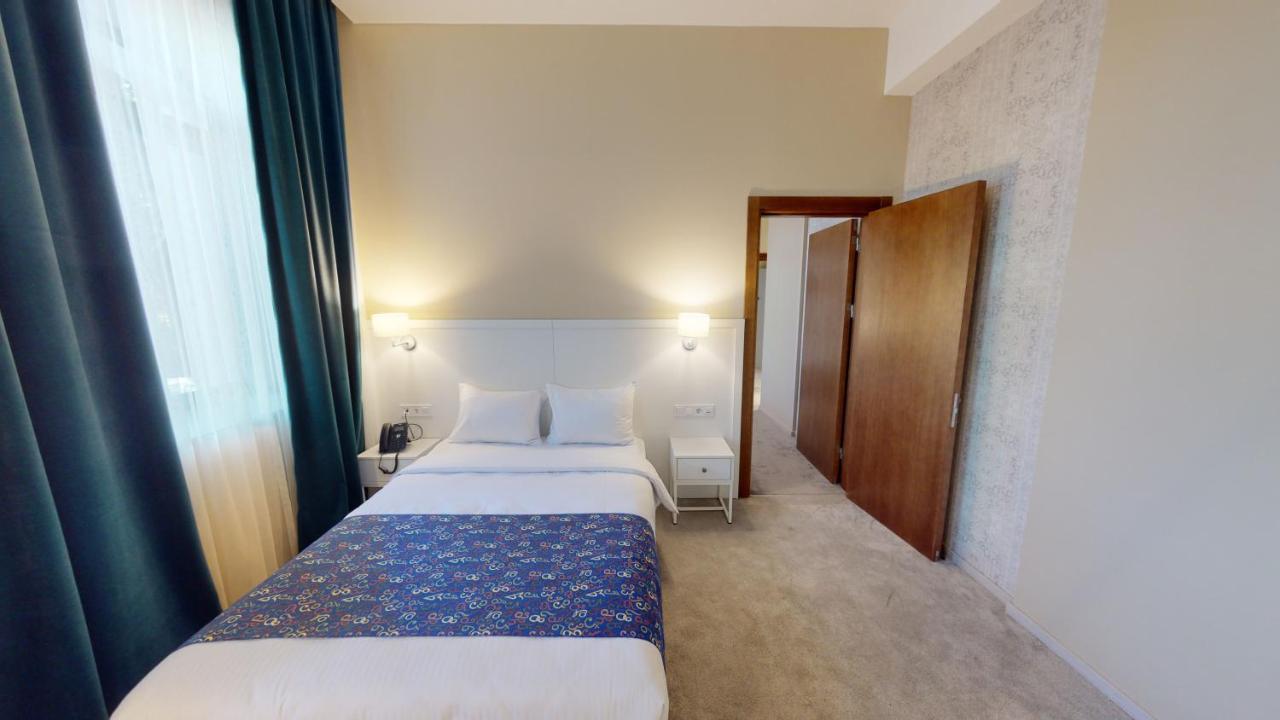 Epigraph Design Kosher Hotel Tbilisi Exteriör bild